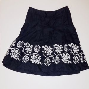 Ann Taylor Navy Blue Embroidered Pleated Skirt